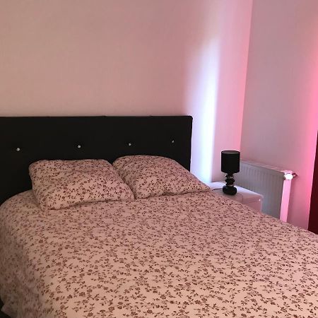 ביוסי-סיינט-ג'ורג' Chambre D'Hote Disneyland Esprit מראה חיצוני תמונה
