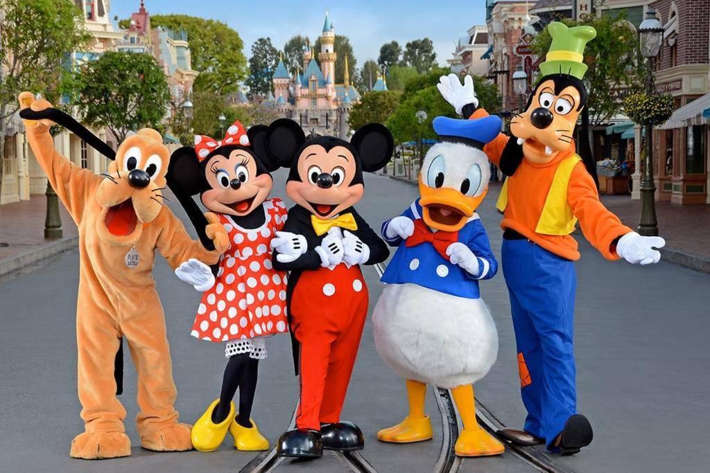 ביוסי-סיינט-ג'ורג' Chambre D'Hote Disneyland Esprit מראה חיצוני תמונה
